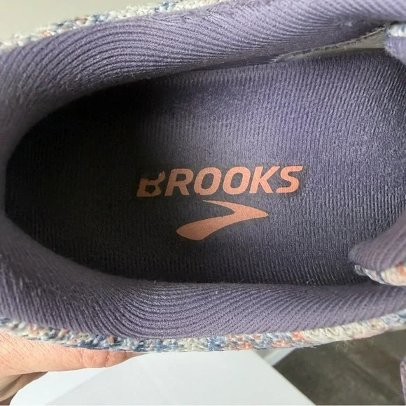 Brooks Revel 5 Women's Tie-Dye Multi-Color Knit Running Shoes Size 7.5 - Picture 9 of 13